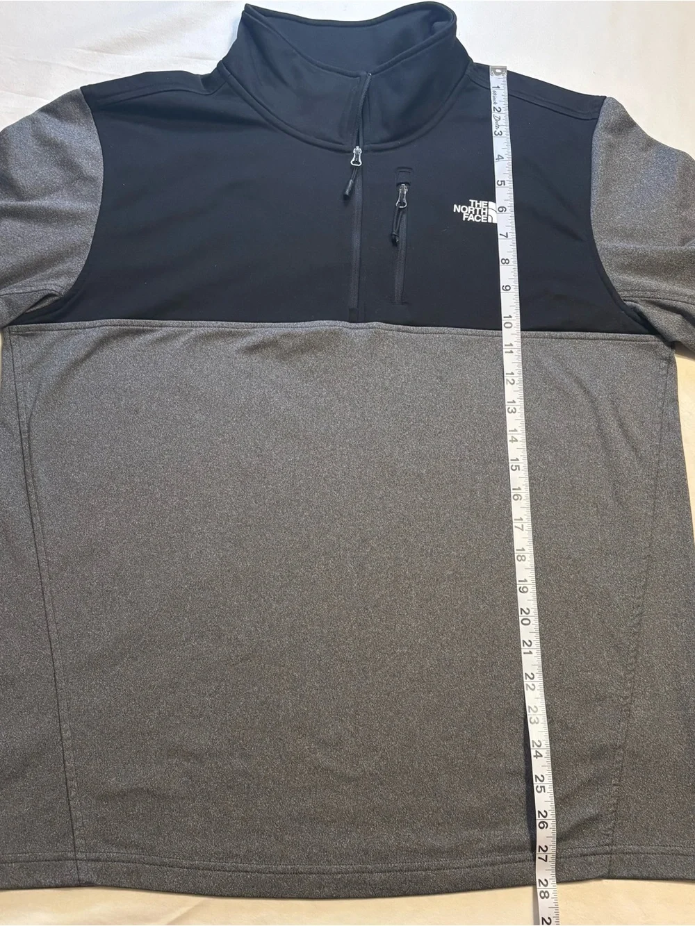 The North Face Men’s Cinder 100 1/4 Zip Pullover Fleece Black and  Asphalt Gray